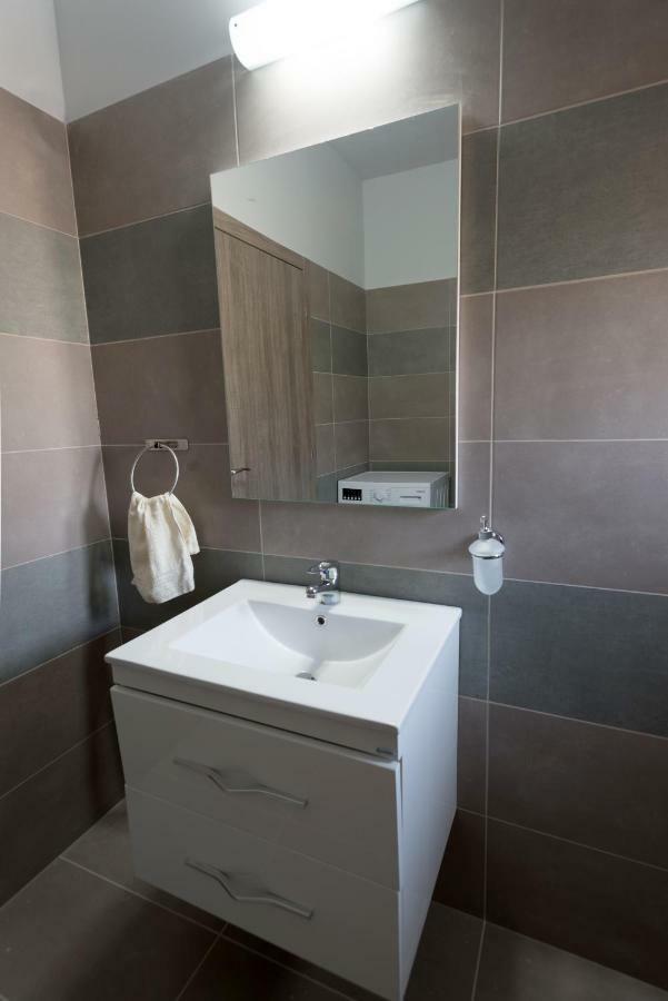 Paulsia Apartments Psinthos Exterior photo